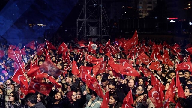 Binlerce Nilüferli Cumhuriyet'in 103'üncü yılında tek yürek oldu