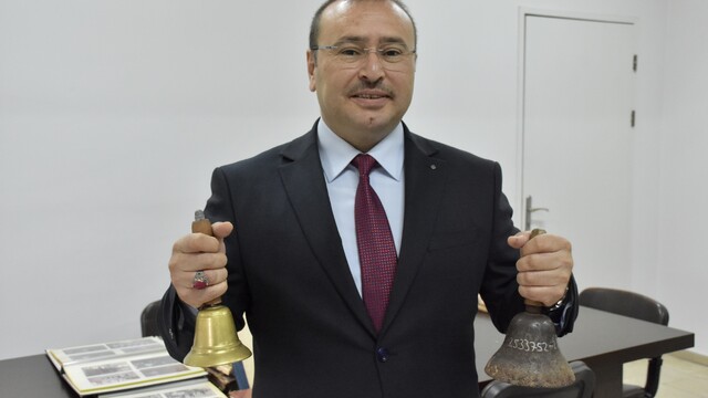 ASIRLIK MEKTEPLER - Cumhuriyet ile yaşıt okul köklü geçmişinden aldığı güçle yeni nesiller yetiştiriyor