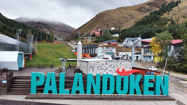 Palandöken Dağı'nın zirvesi karla kaplandı