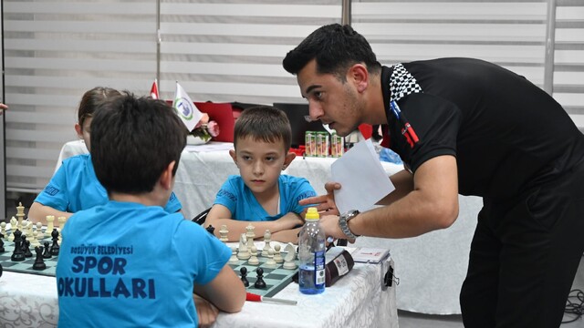 Bilecik'te satranç turnuvası yapıldı