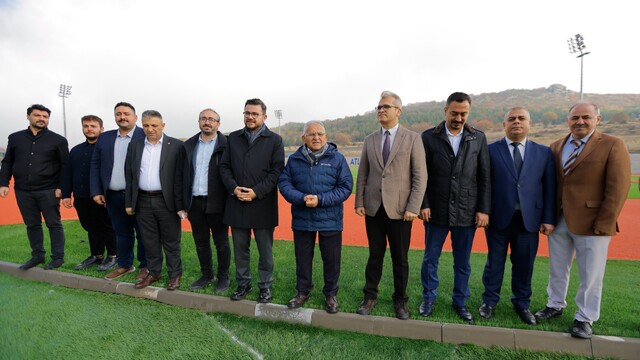 Başkan Büyükkılıç: "Erciyes'e atletizm pisti kazandırdık"