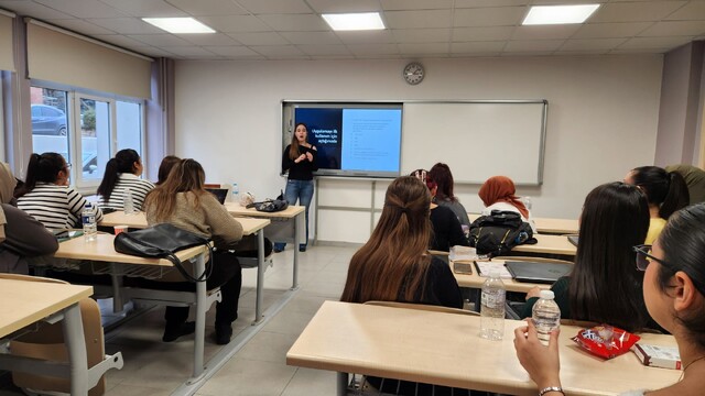 Anadolu Üniversitesi öğrencisi Avrupa Diyetetik Öğrencileri Ağı'nda Türkiye'yi temsil edecek