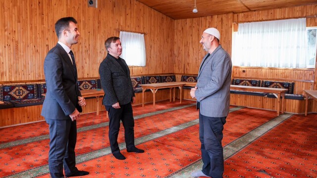 Vali Aydoğdu, Darü's Selam Gençlik Merkezi'nde incelemelerde bulundu