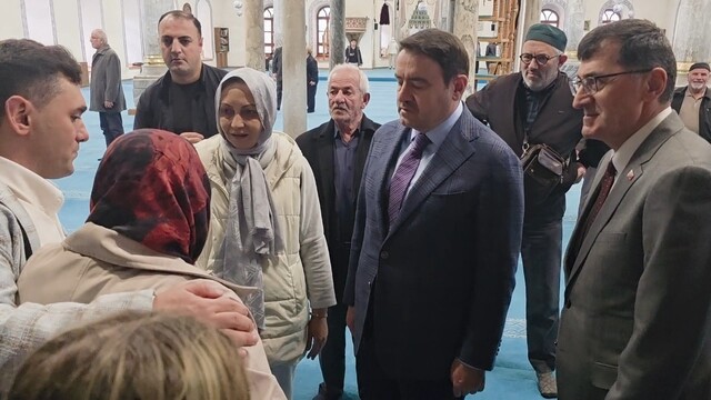 Kütahya'nın duayen çini sanatçısı Hamza Üstünkaya vefatının birinci yılında dualarla anıldı
