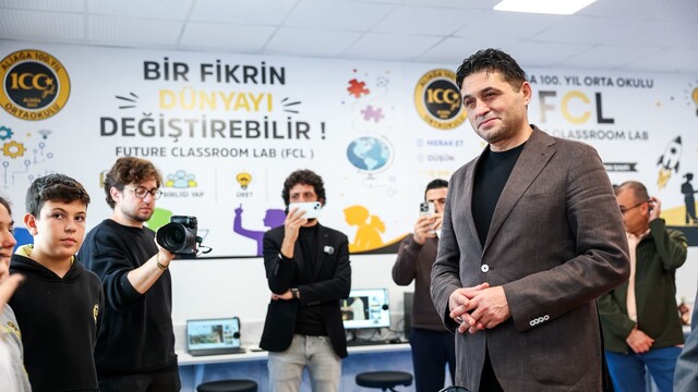Aliağalı çocuklara 'Geleceğin sınıfı'