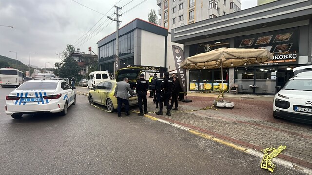 Emlak ofisinde silahlı kavga: 1 ölü, 1 yaralı