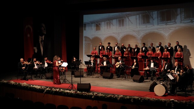 Samsun Devlet Klasik Türk Müziği Korosu "1923'ten Sonsuza" konseri verdi