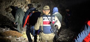 Sisli havada keçilerini ararken kaybolan 2 kişi kurtarıldı