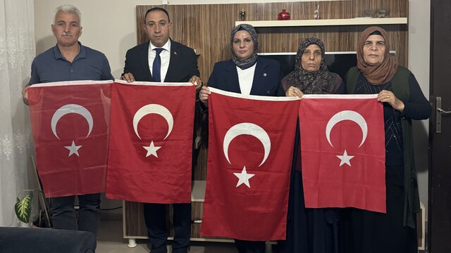 Diyarbakır'da şehit ve gazi aileleri 'terörsüz Türkiye' sürecinden memnun