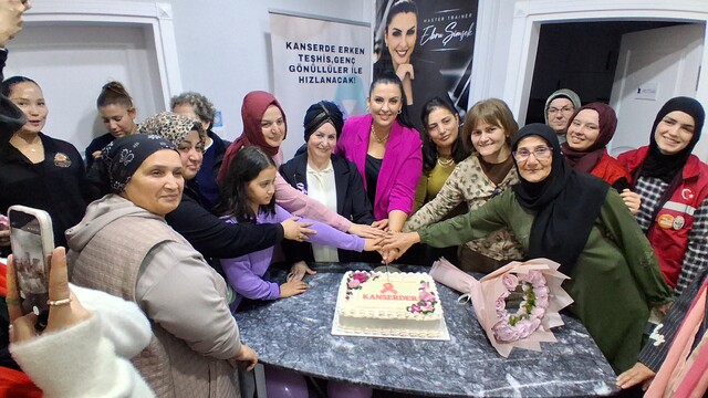 Sakarya'da kanser hastaları cilt ve el bakımıyla moral buldu