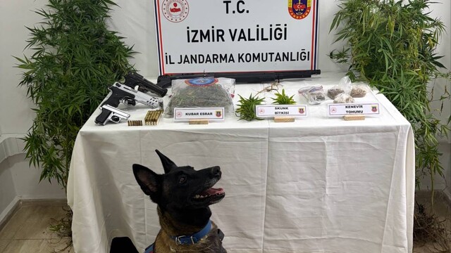 İzmir'de uyuşturucu operasyonunda 2 zanlı yakalandı