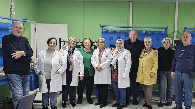 Sinop'ta kıdemli gençler ahşabı sanata dönüştürüyor