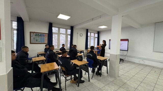Jandarma personeline kadına şiddetle mücadele eğitimi