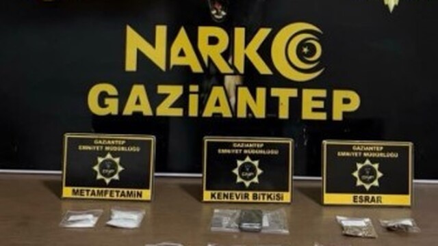 Gaziantep'te narkotik operasyonlarında 48 şahıs tutuklandı
Çok miktarda uyuşturucu madde ele geçirildi