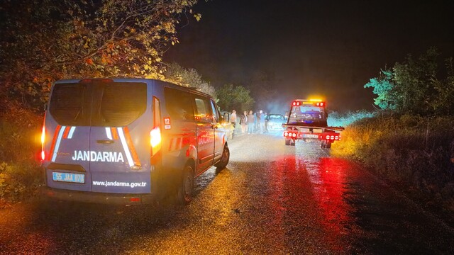 Samsun'da iki otomobilin çarpıştığı kazada 3 kişi yaralandı